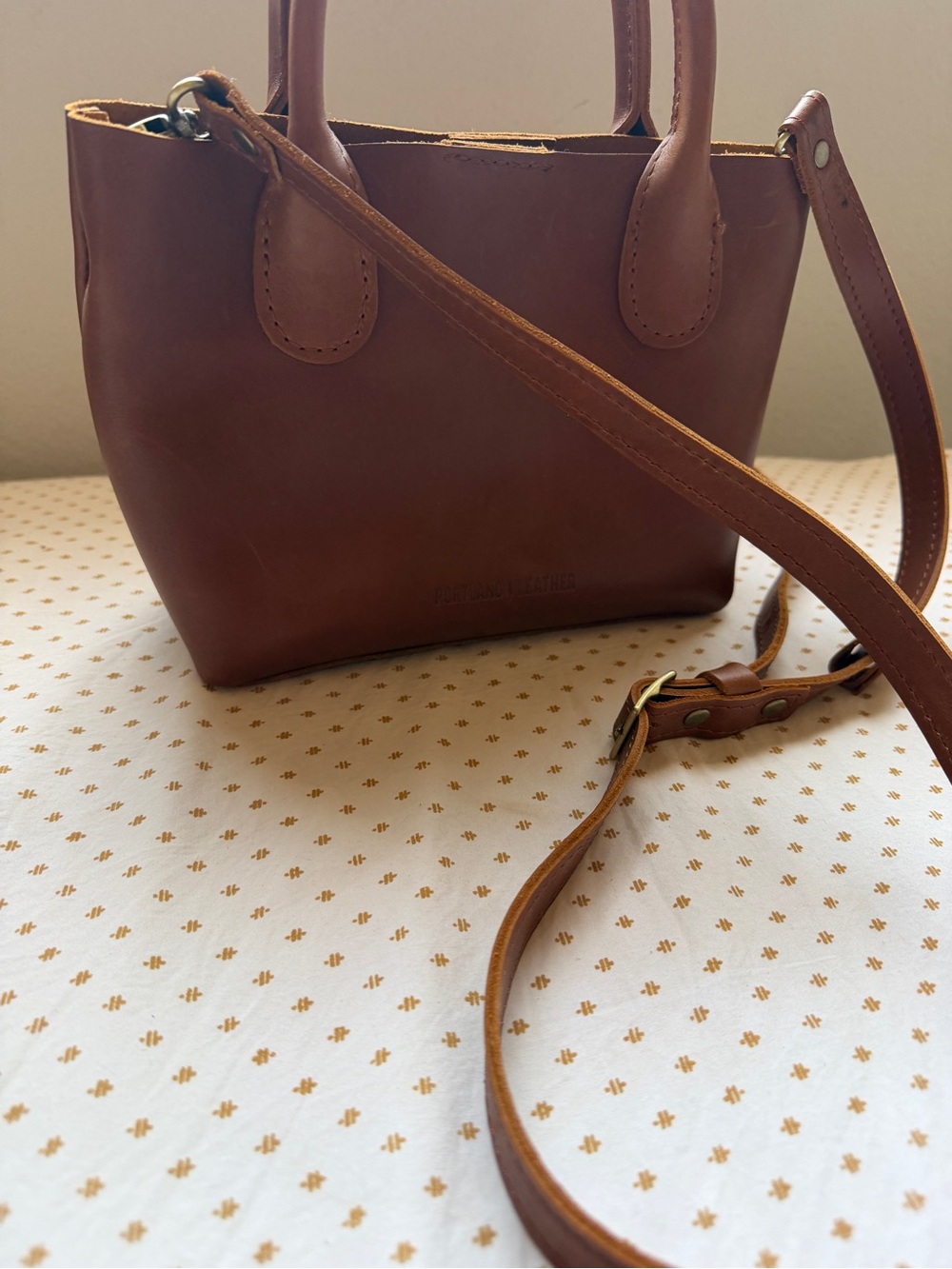 Portland Leather Goods Tote Crossbody Brown Mini - Picture 5 of 6